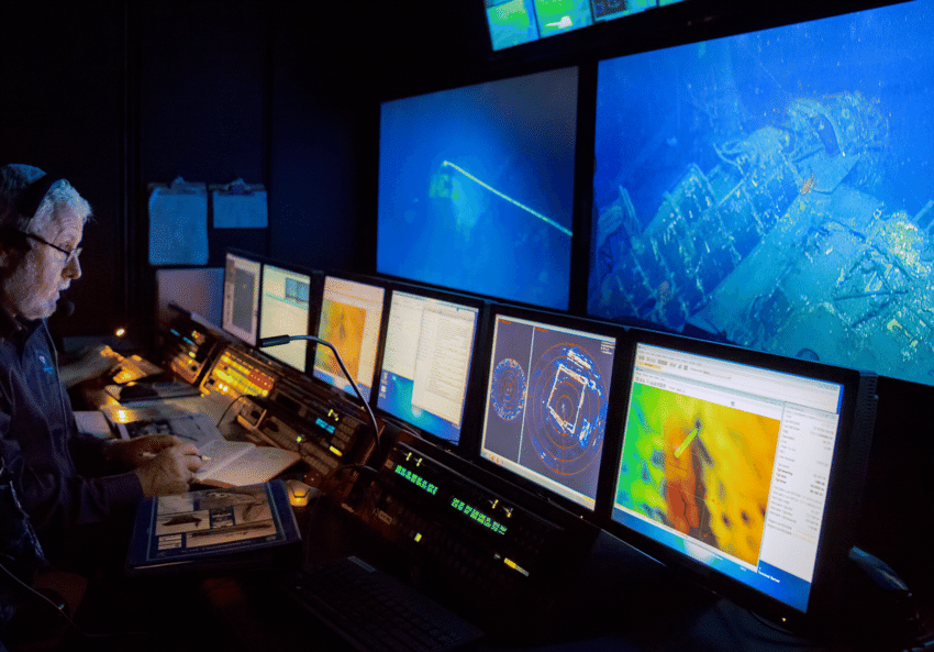 Archaeologists-in-the-control-van-on-Nautilus-directing-the-exploration-of-USS